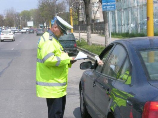 Gonea pe Aurel Vlaicu, fără permis